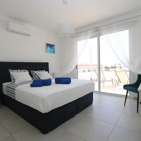 Nissi 3 Amazing Sea View Apartment Ayia Napa